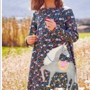 Mini Boden Horse Print TShirt Dress, size 8-9